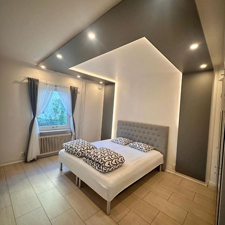 Luxury 2 Rooms Residence At The Heart Of Бурос Экстерьер фото